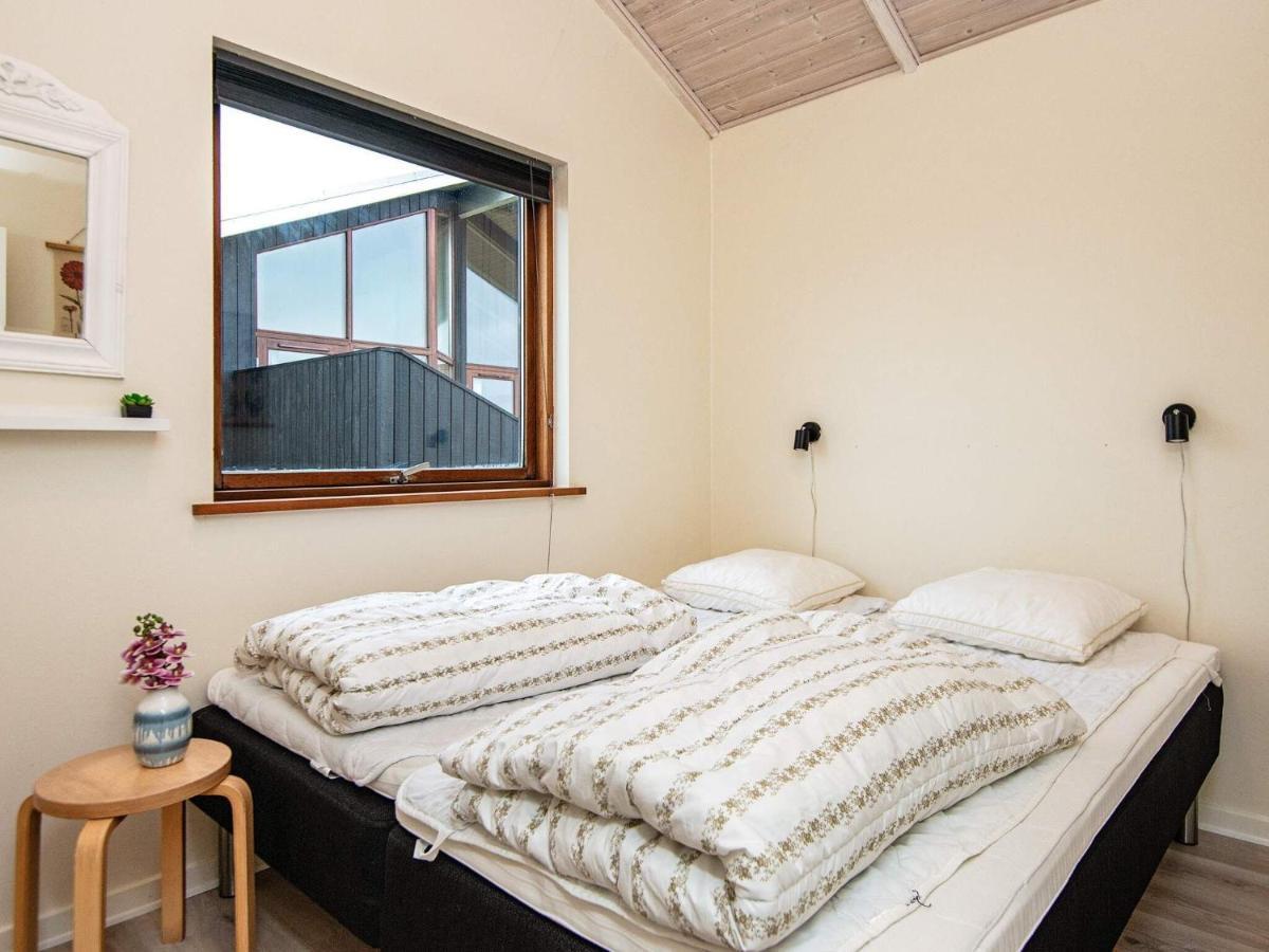Three-Bedroom Holiday Home In Ulfborg 4 Thorsminde Exterior foto
